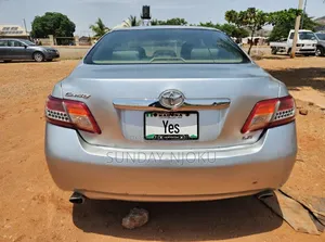 Toyota Camry LE V6 4dr Sedan (3.5L 6cyl 6AM) 2008 Silver