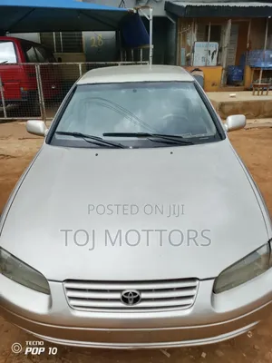 Toyota Camry Automatic 1999 Gray