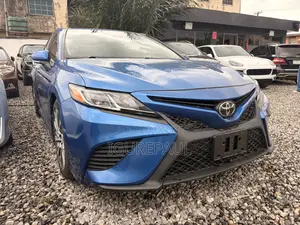 Toyota Camry 2019 Blue