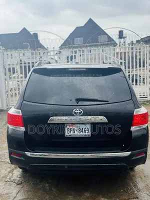 Toyota Highlander 2012 Black