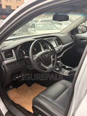 Toyota Highlander 2016 Silver