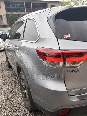 Toyota Highlander 2016 Silver
