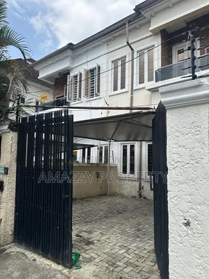 3bdrm Duplex in Chevrons for rent