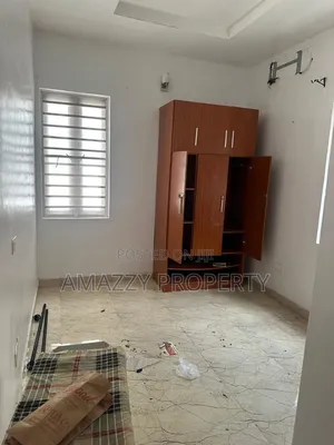 3bdrm Duplex in Chevrons for rent