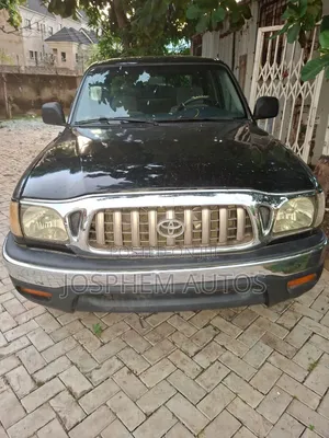 Toyota Tacoma 2004 Black