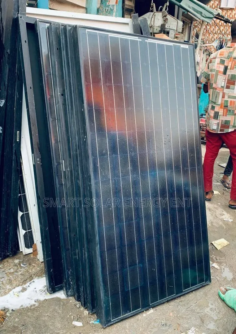 300watt Canadian All Black Solar Panel