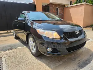 Toyota Corolla 2010 Black