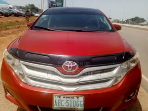 Toyota Sienna 2010 Red