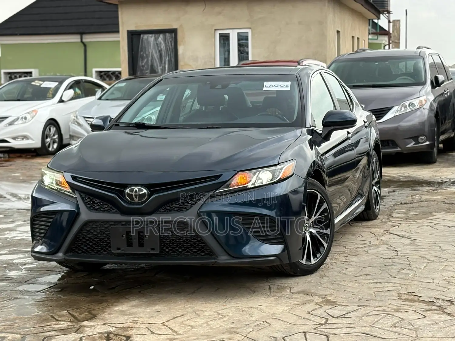 Toyota Camry 2020 Black