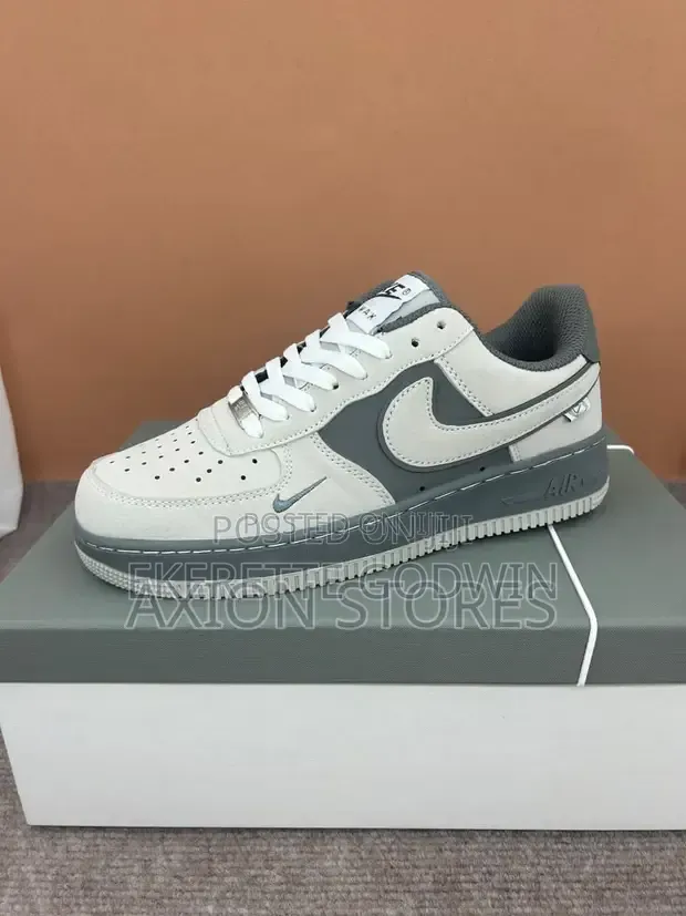 Nike Air Force