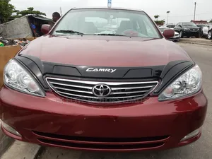 Toyota Camry LE 4dr Sedan (2.4L 4cyl 5A) 2005 Red