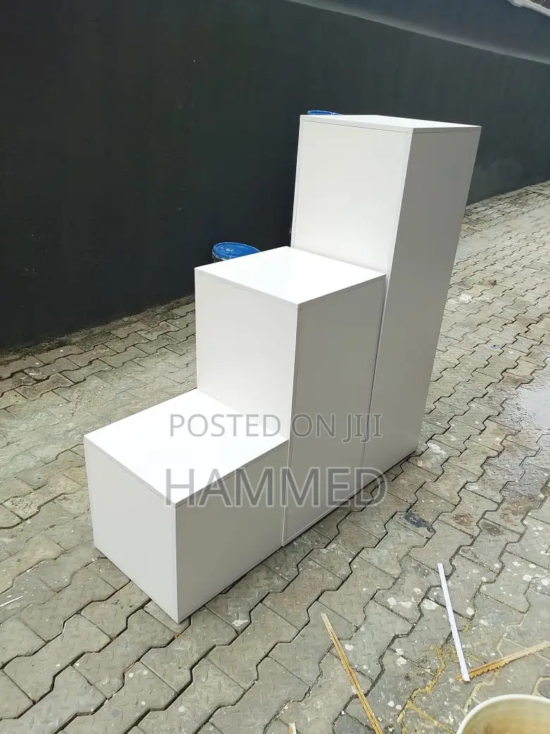 Modern 3 Step Display Stand
