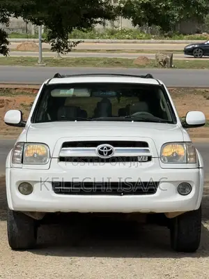 Toyota Sequoia SR5 4dr SUV 4WD (4.7L 8cyl 5A) 2006 White