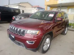 Jeep Grand Cherokee 2017 Red