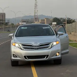 Toyota Venza Limited 2014 Silver