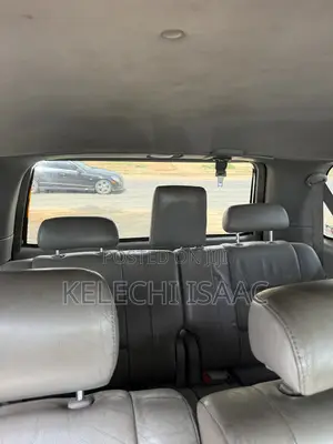 Toyota Sequoia SR5 4dr SUV 4WD (4.7L 8cyl 5A) 2006 White