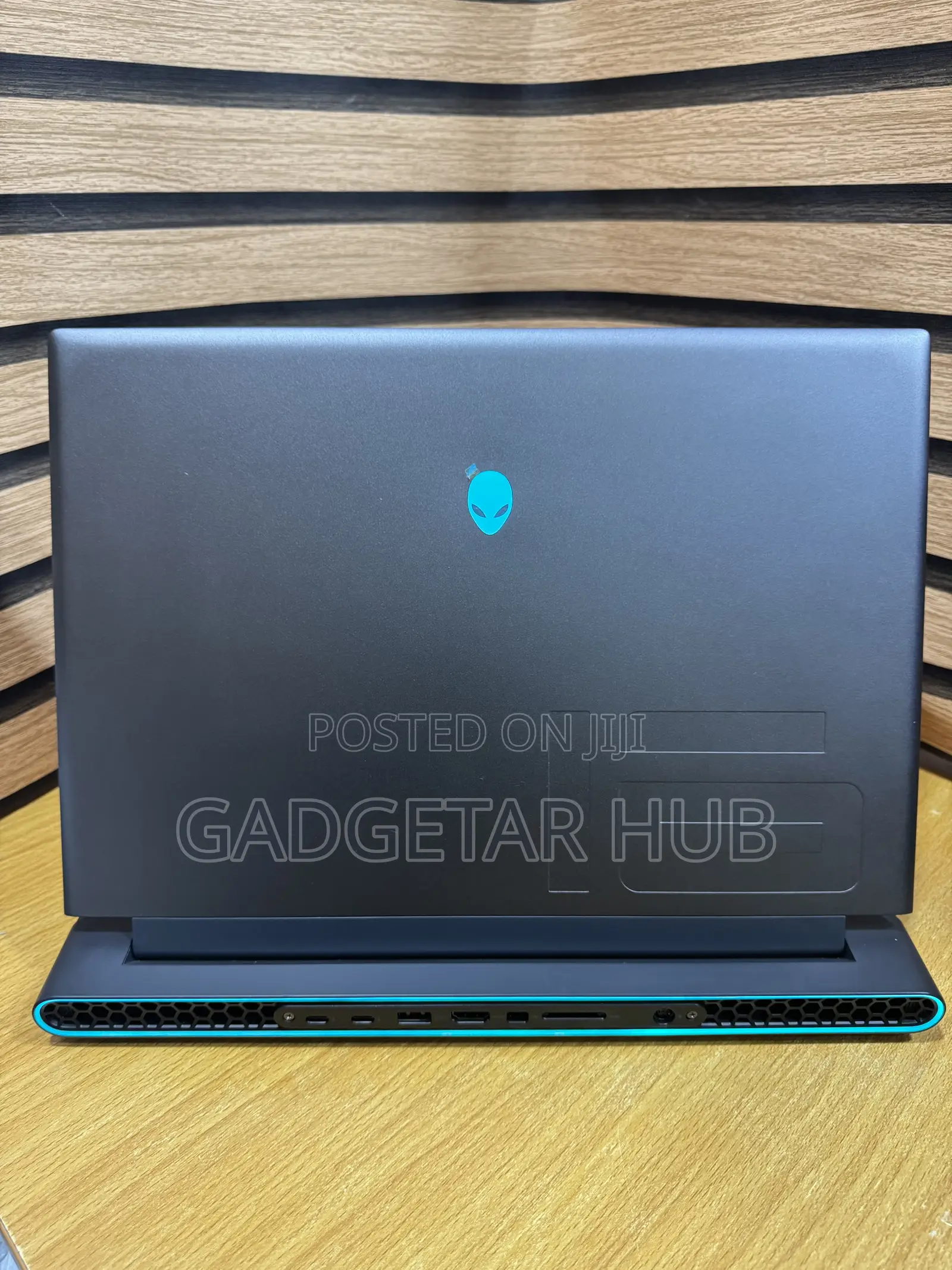 Laptop Alienware M16 r1 16GB Intel Core i9 SSD 1T