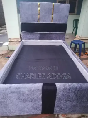 De King's Wooden Craft Furniture Ng Limited