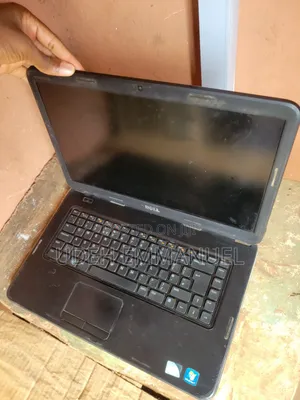 Laptop Dell Vostro 1540 4GB Intel Core i3 HDD 500GB