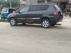 Toyota Avensis Verso 2005 Gray