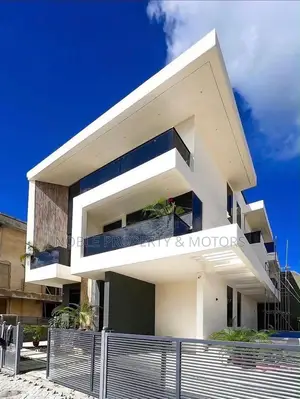 5bdrm Duplex in Guzape District for sale