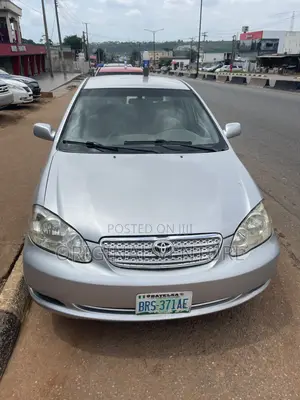 Toyota Corolla LE 2005 Silver