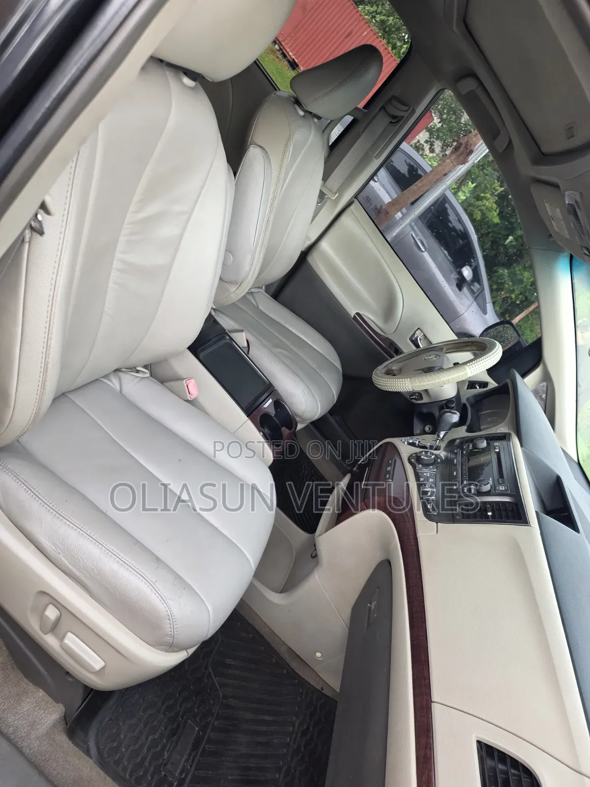 Toyota Sienna 2012 Black