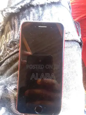 Apple iPhone 8 64 GB Red