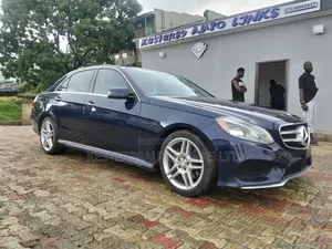 Mercedes-Benz E350 Base 4Matic Sedan AWD (3.5L 6cyl 7A) 2014 Blue