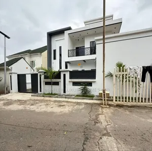 4bdrm Duplex in Estate, Life Camp for sale