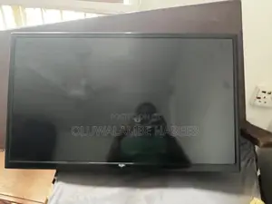 32 Inches Smart Tv Black