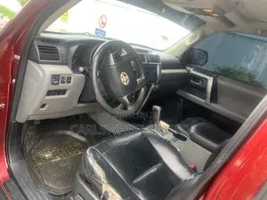 Toyota 4-Runner SR5 4WD 2011 Red