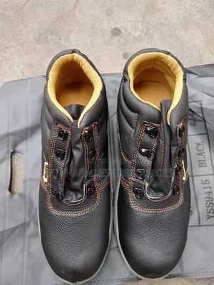 Hunter Safety Boot