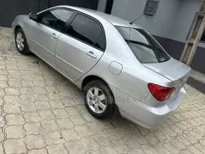 Toyota Corolla LE 2007 Silver