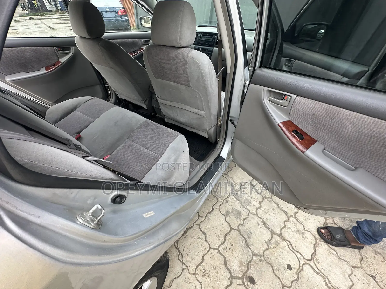 Toyota Corolla LE 2007 Silver