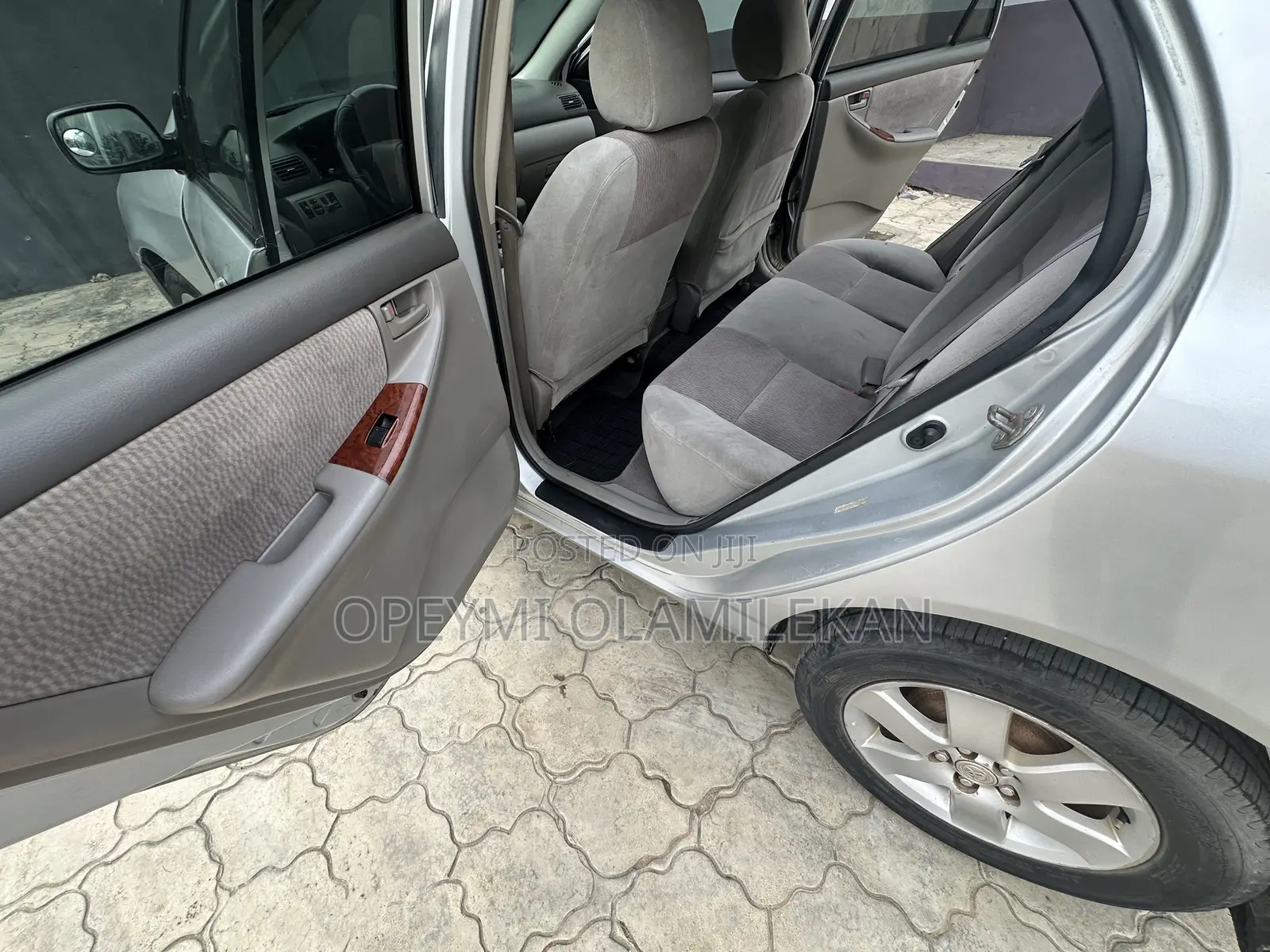 Toyota Corolla LE 2007 Silver