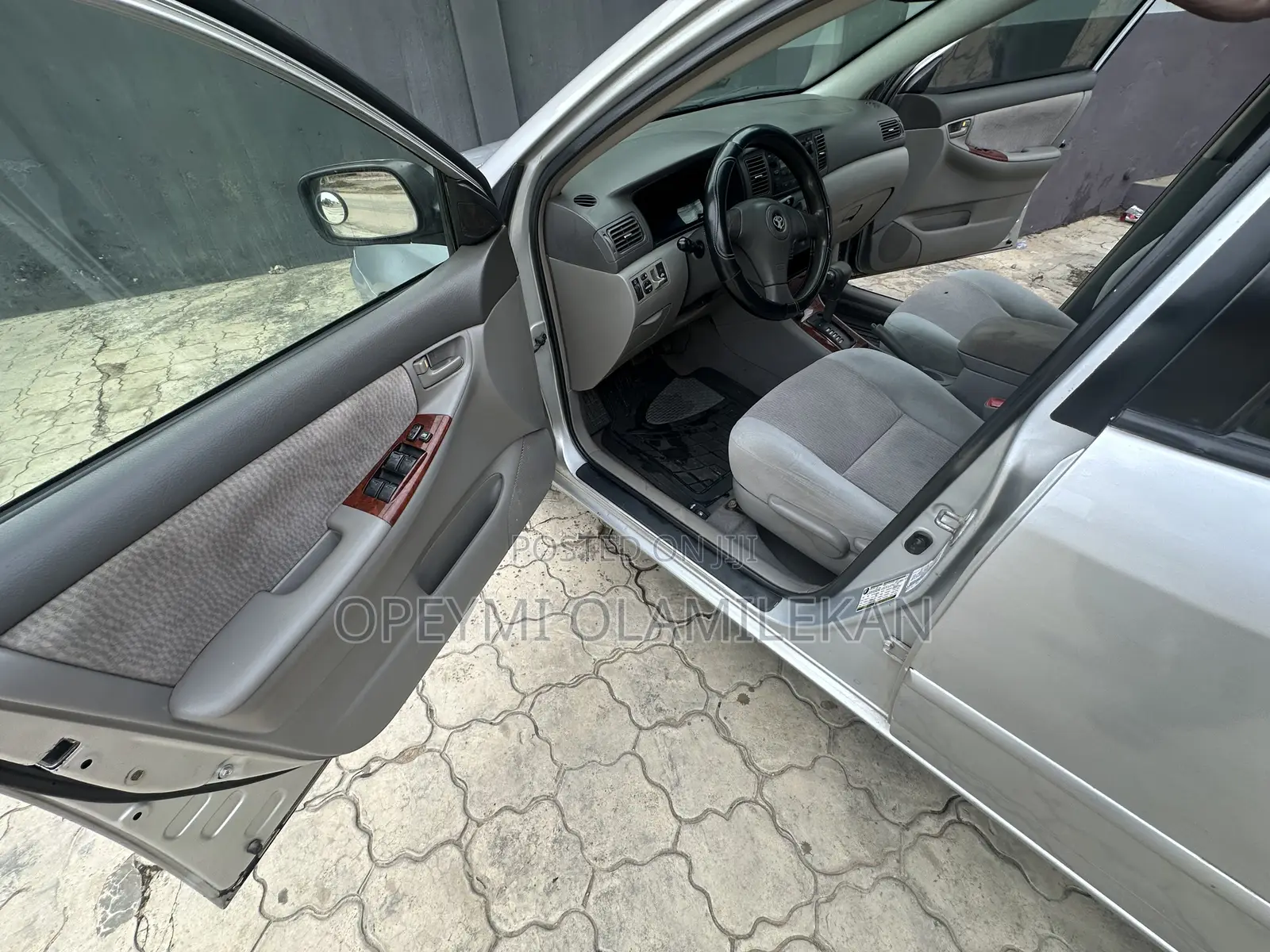 Toyota Corolla LE 2007 Silver
