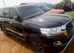 Toyota Land Cruiser 2017 Black