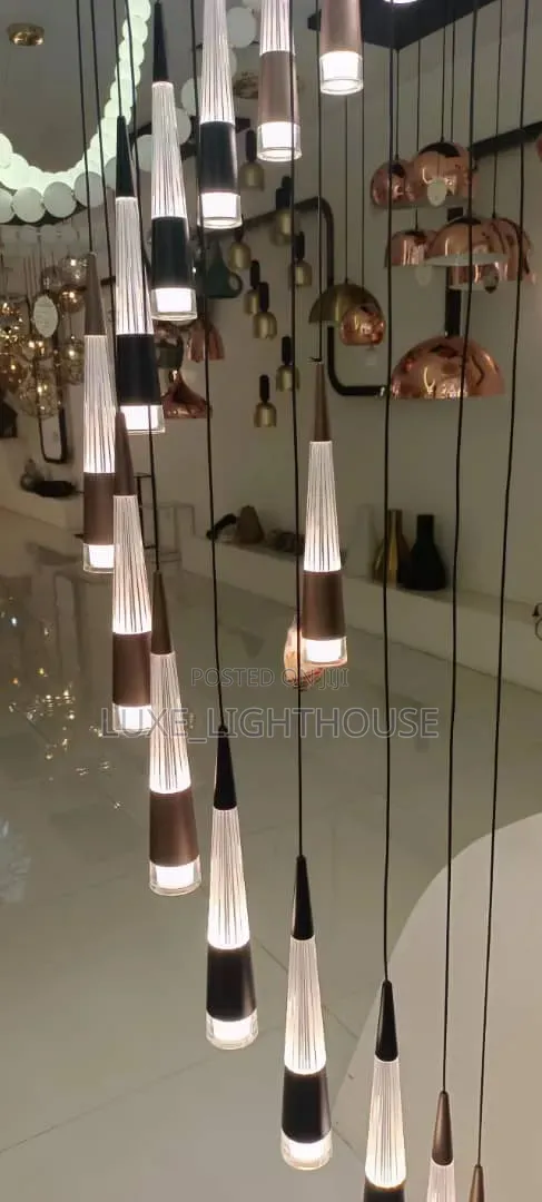 Dropping Pendant Light