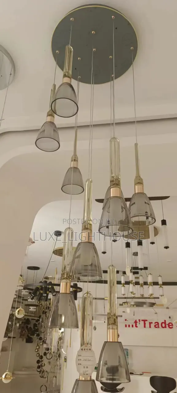 Dropping Pendant Light