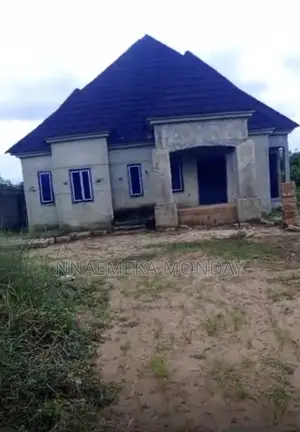 3bdrm House in Aniocha South for sale