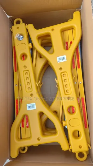 (Plastic Safety Expandable Barrier).