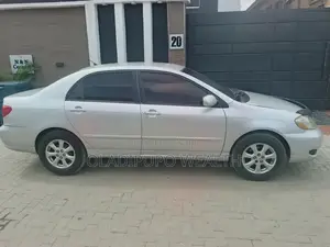 Toyota Corolla 2005 Silver
