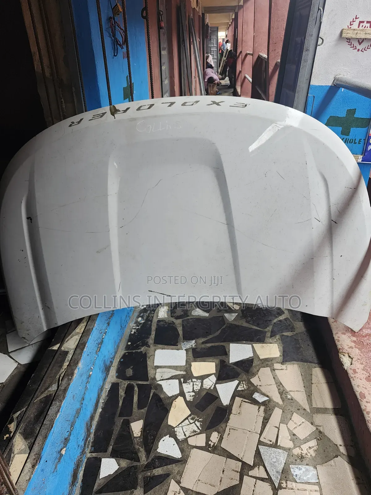 Front Bonnet Ford Explorer 2014