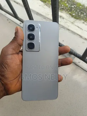 Itel City 100 128 GB Gray