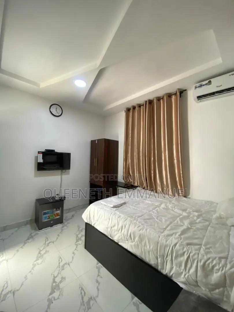 Mini Short Apartment