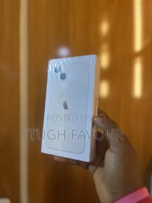 New Apple iPhone 13 256 GB White