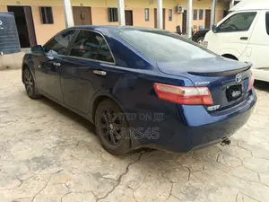 Toyota Camry XLE 4dr Sedan (2.4L 4cyl 5A) 2007 Blue