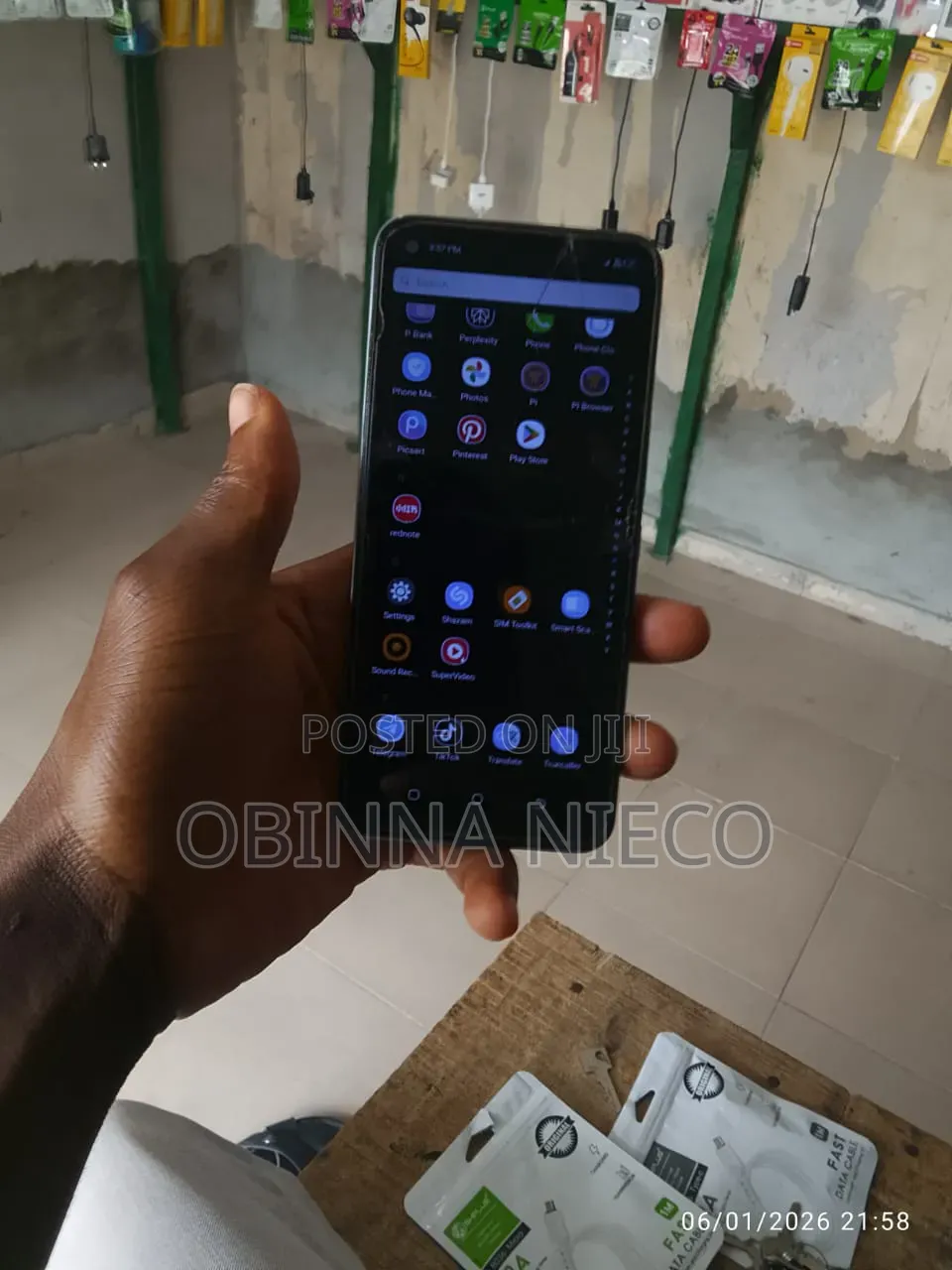 Tecno Camon 18i 128 GB Blue