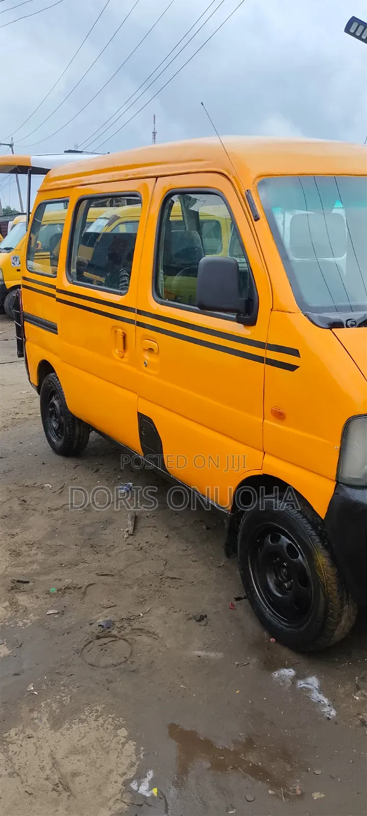 Suzuki Every 2023 Yellow